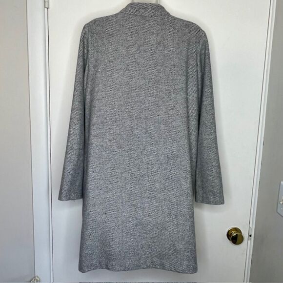 CHICO'S SIZE 1 8/10 GRAY LIGHTWEIGHT ASYMMETICAL SNAP FRONT WOOL BLEND JACKET - Picture 8 of 10